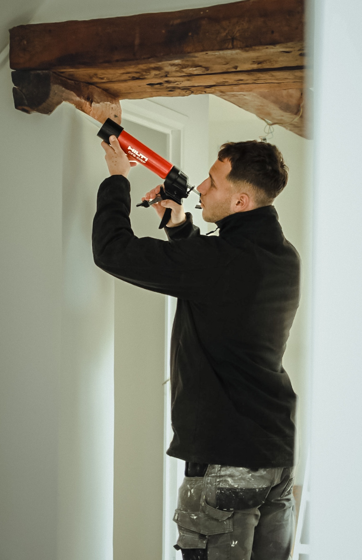 Diego, gérant d'ADS Rénovation, plaquiste expert au Cannet